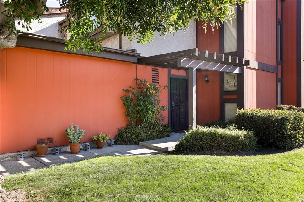 MLS #PW25273410 image #1