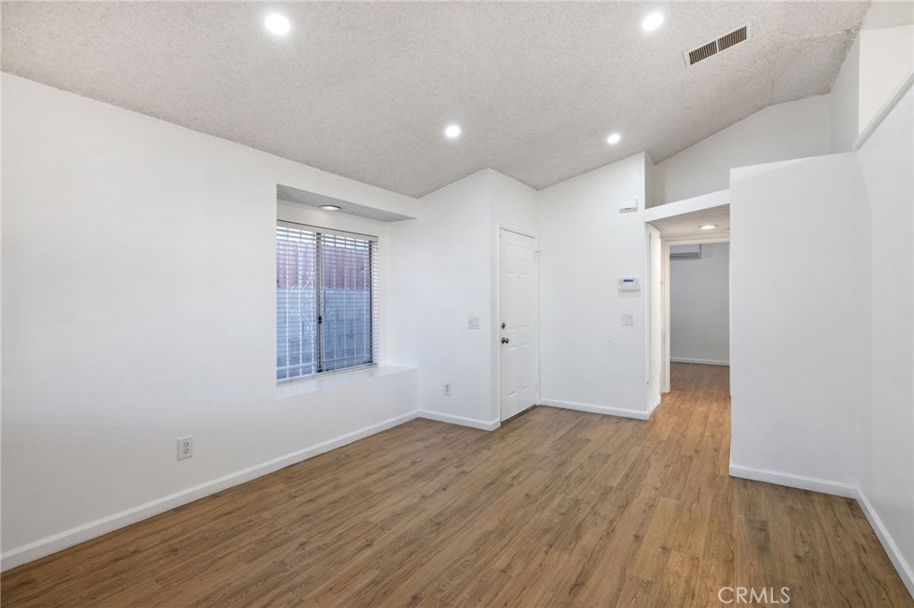 MLS #PW25273418 image #16