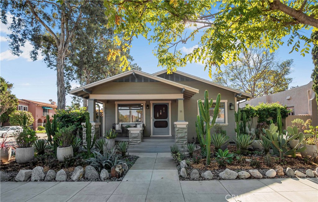 MLS #PW25273670 image #0