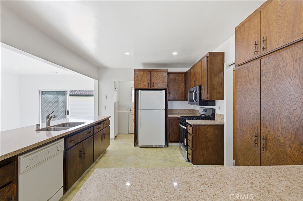 MLS #PW25273685 image #24