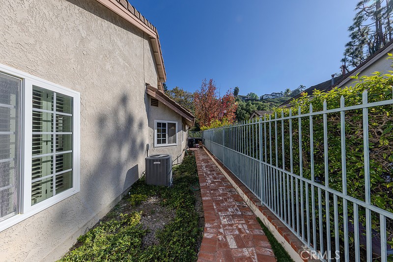 MLS #PW25273728 image #8