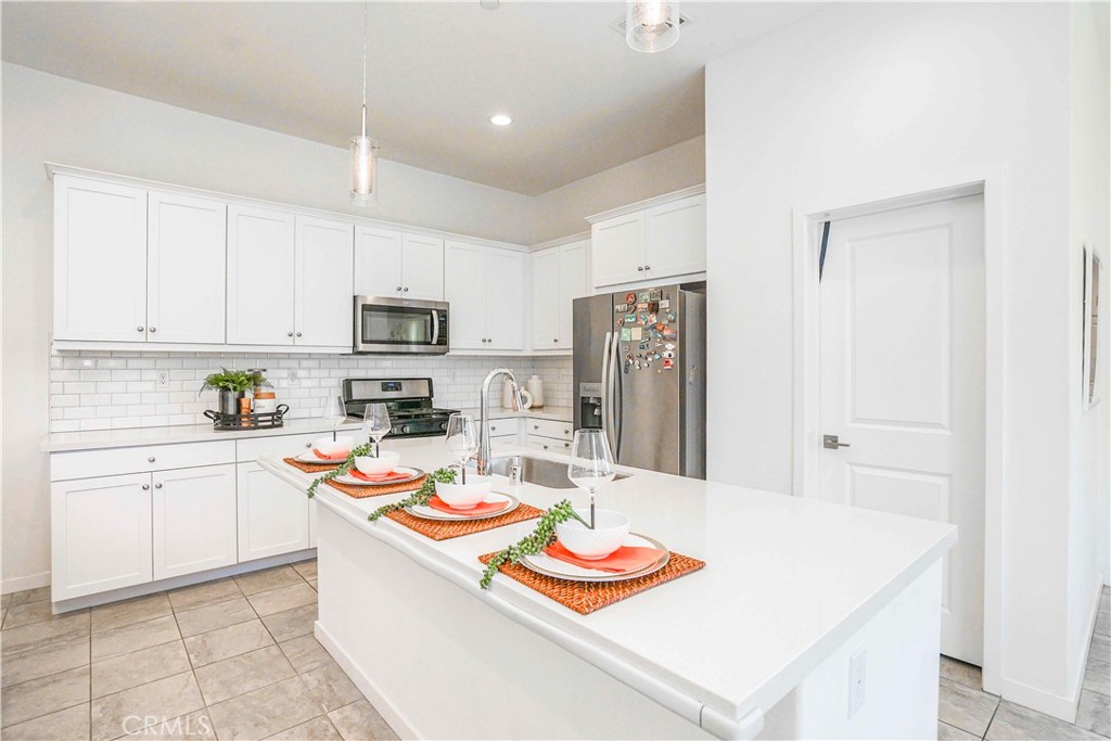 MLS #PW25273835 image #7