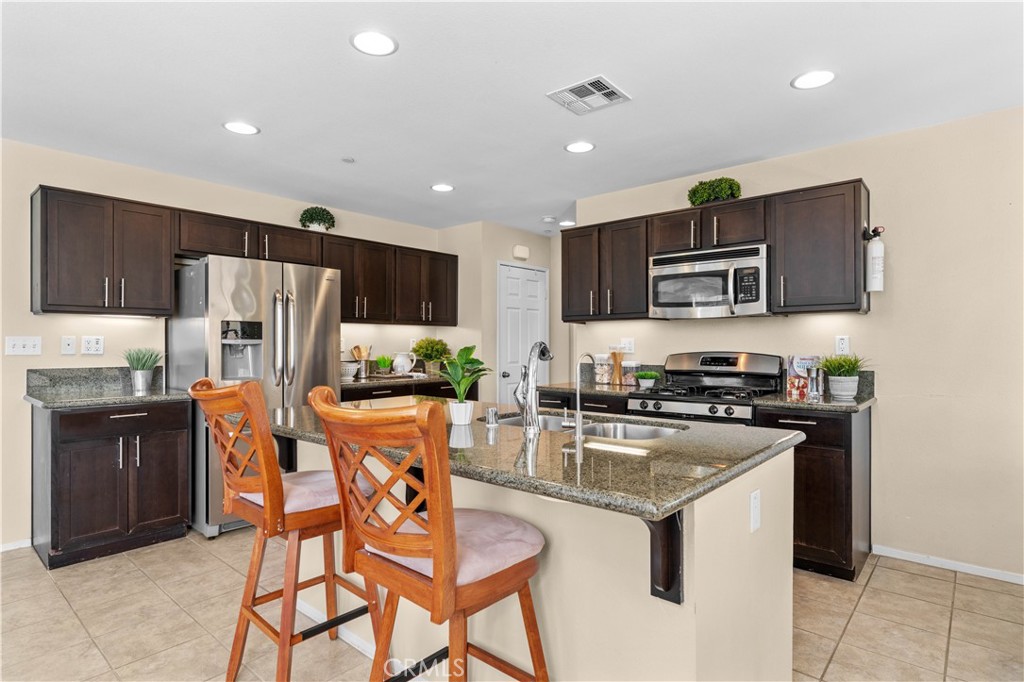 MLS #PW25273941 image #12