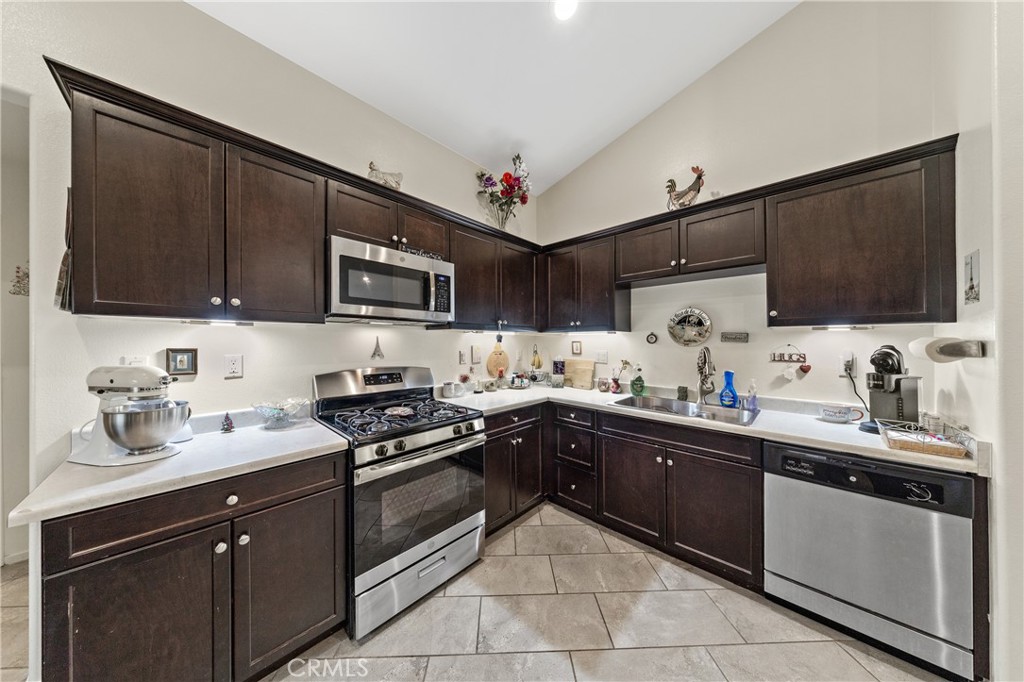 MLS #PW25273988 image #1