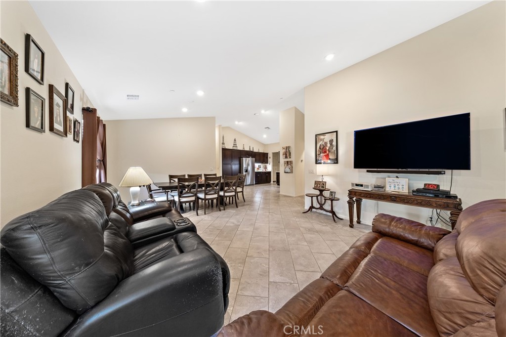 MLS #PW25273988 image #10