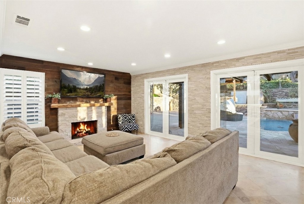 MLS #PW25274054 image #9