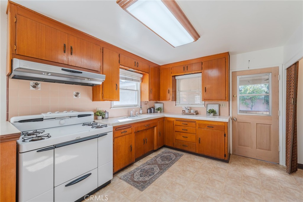 MLS #PW25274086 image #5