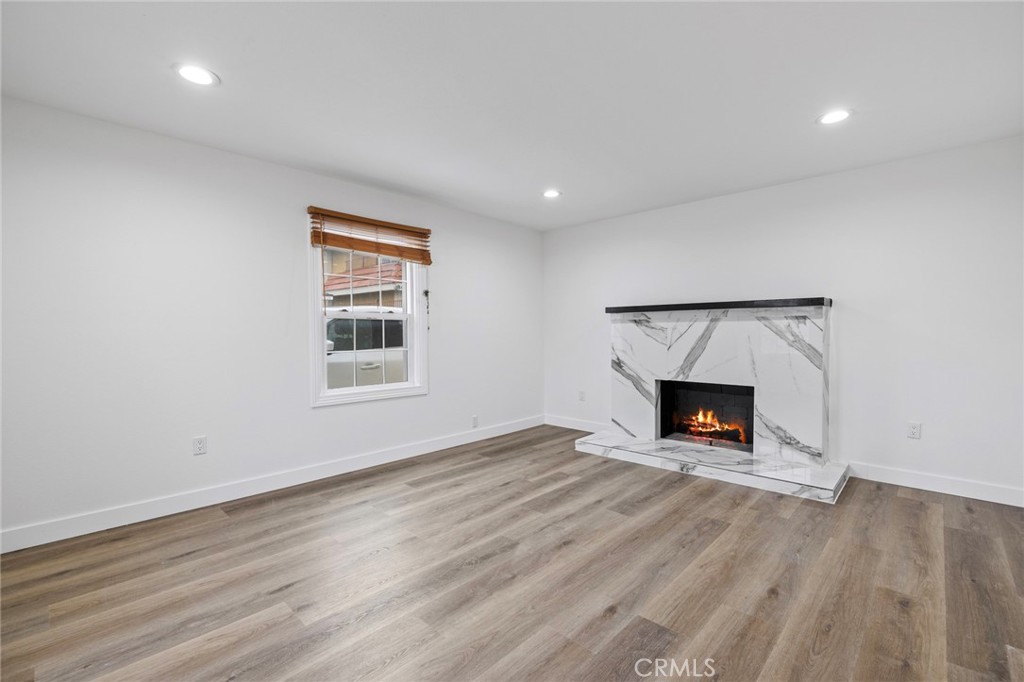 MLS #PW25274208 image #1