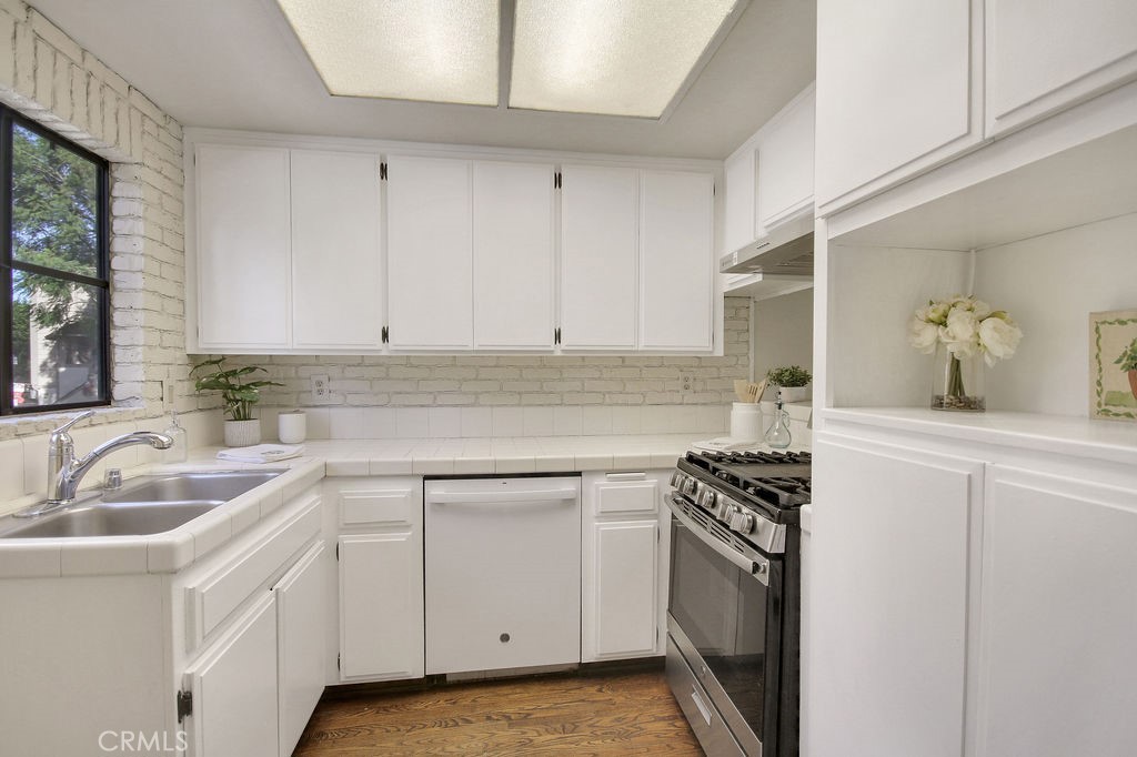 MLS #PW25274339 image #2