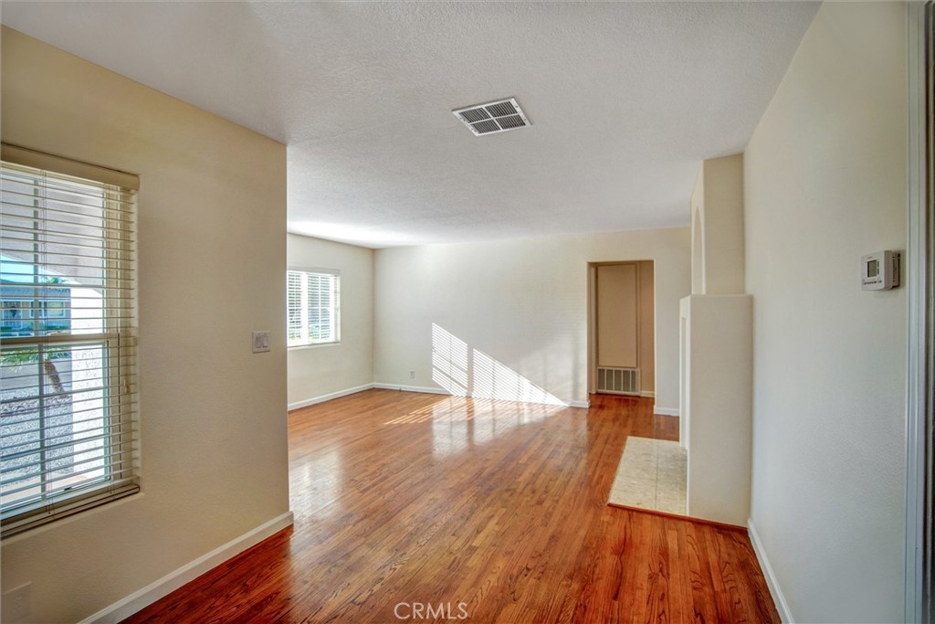 MLS #PW25274531 image #6