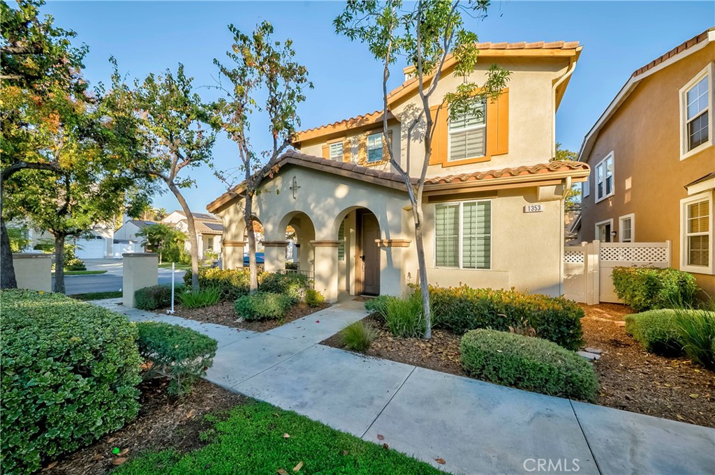 MLS #PW25274609 image #1