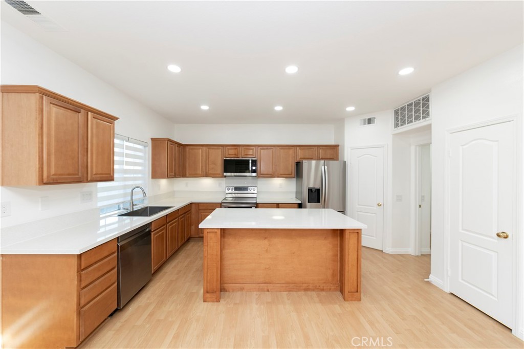 MLS #PW25274609 image #8