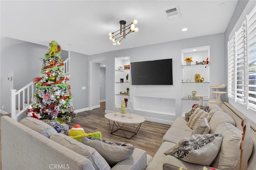 MLS #PW25274677 image #16