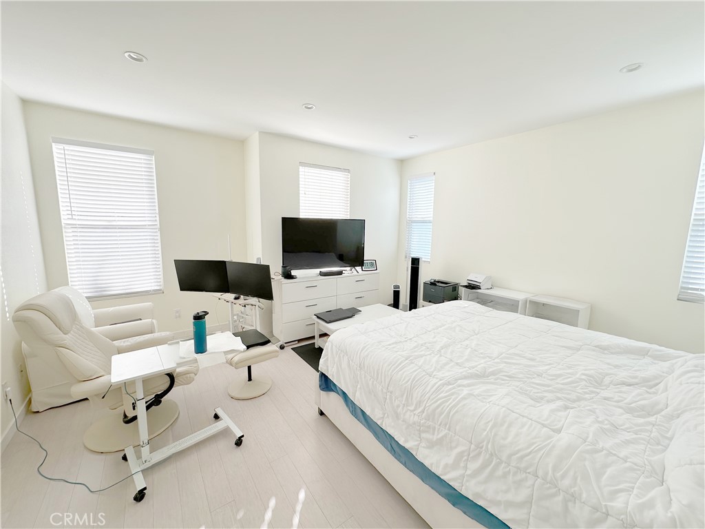 MLS #PW25274793 image #8