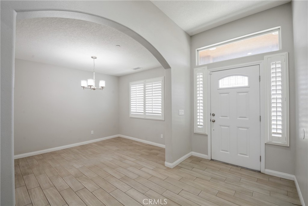 MLS #PW25274906 image #4