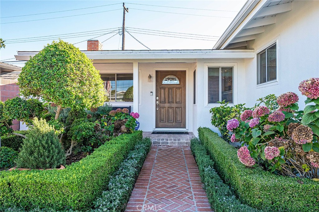 MLS #PW25275282 image #2