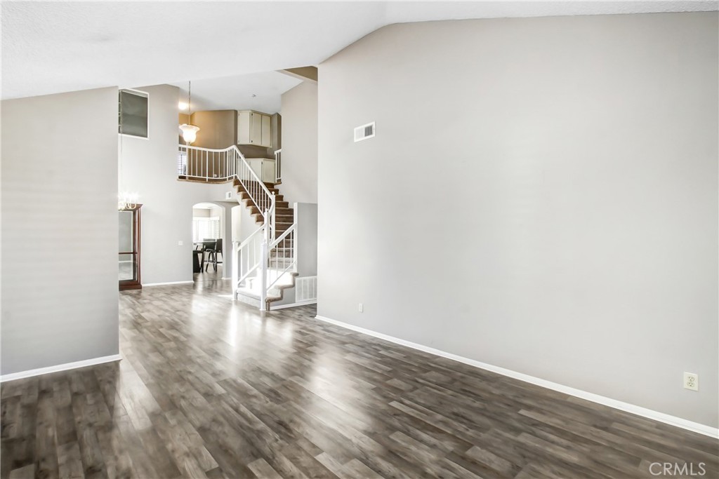 MLS #PW25275306 image #2