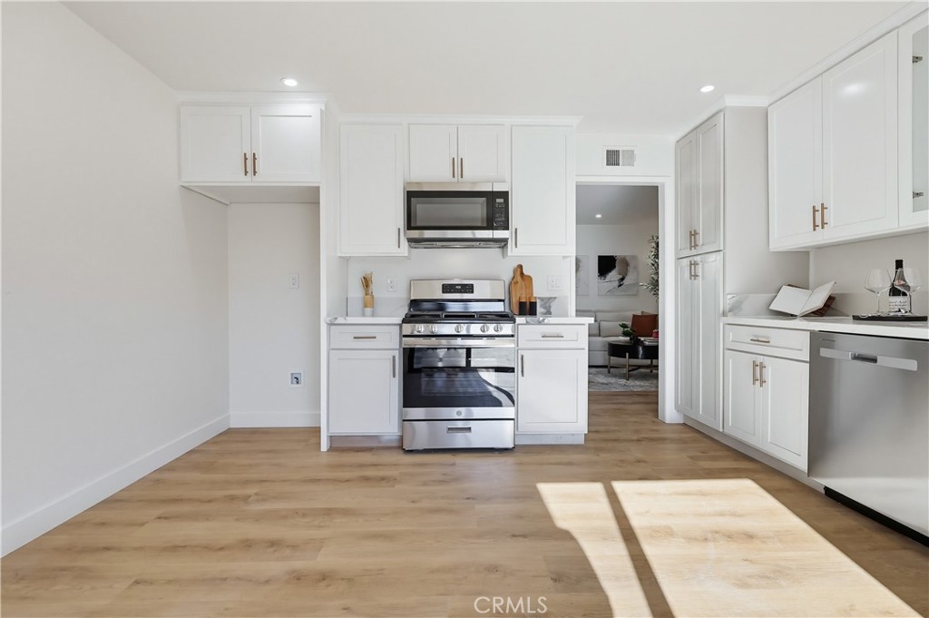 MLS #PW25275341 image #8