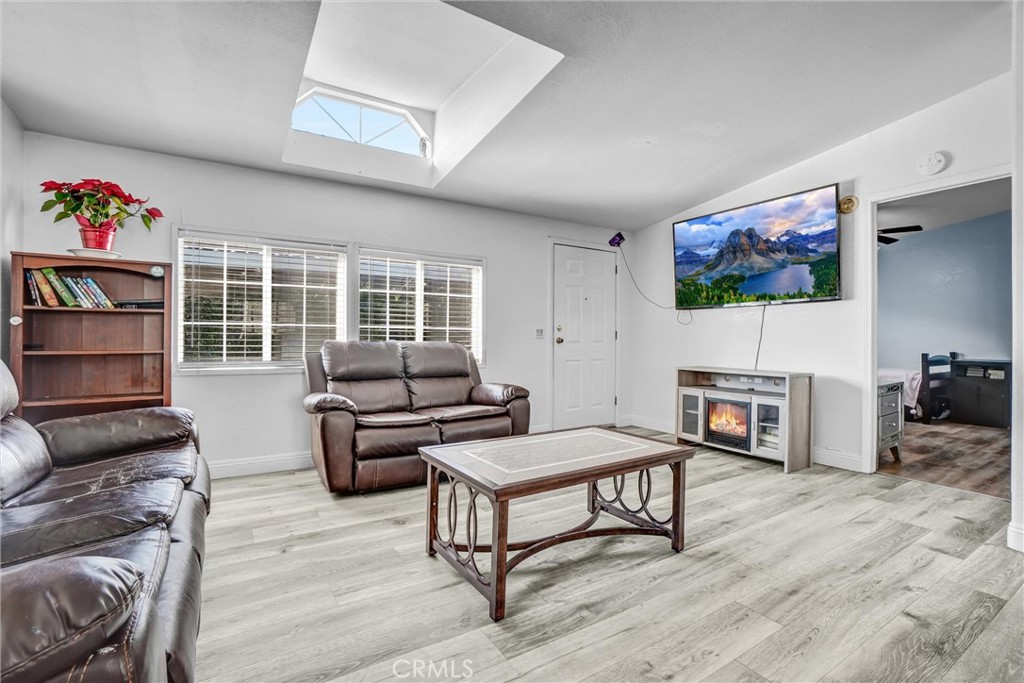 MLS #PW25275414 image #8