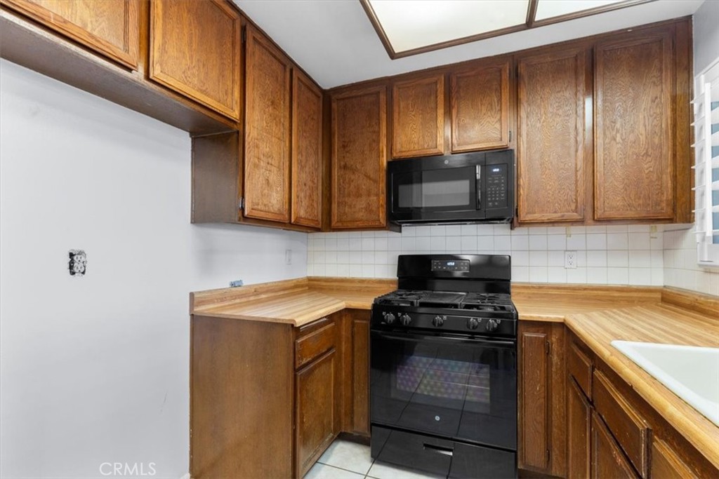 MLS #PW25275438 image #7