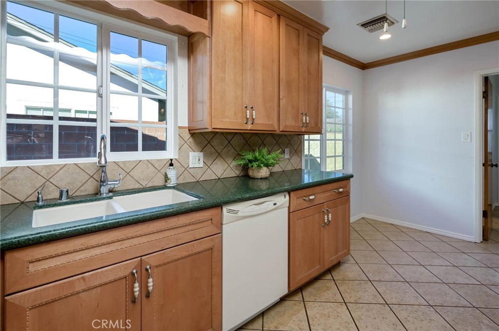 MLS #PW25275529 image #17