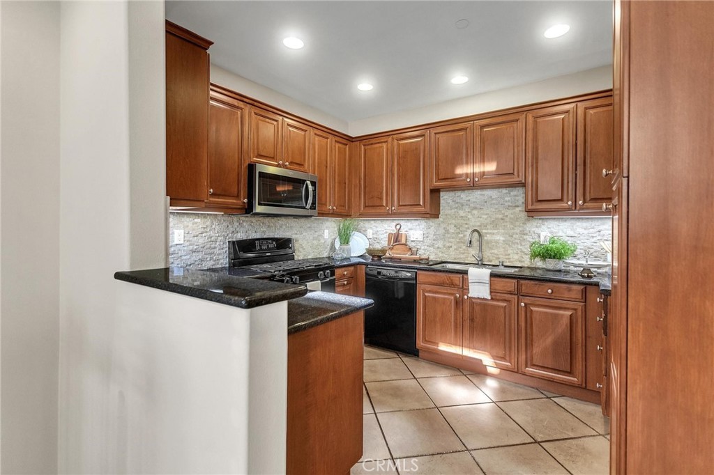 MLS #PW25275672 image #7