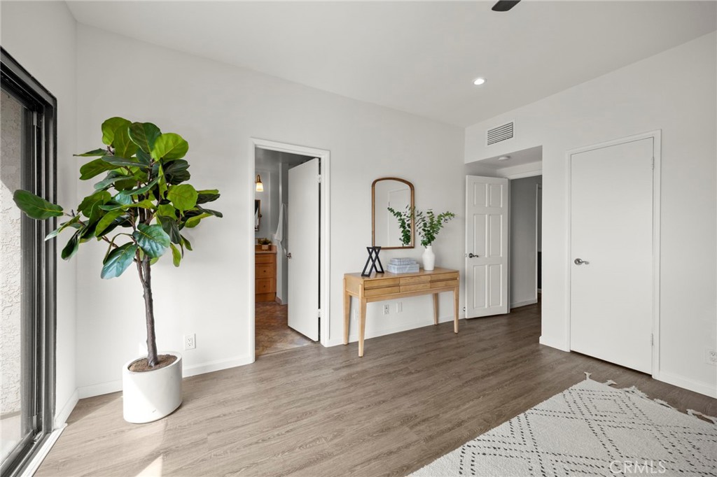 MLS #PW25275692 image #9