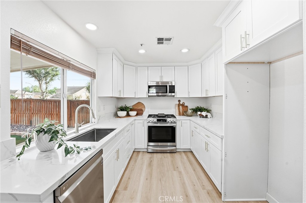 MLS #PW25275802 image #11