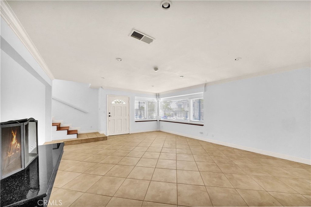 MLS #PW25275819 image #8