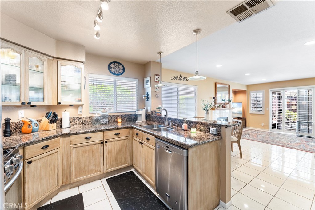 MLS #PW25275840 image #15