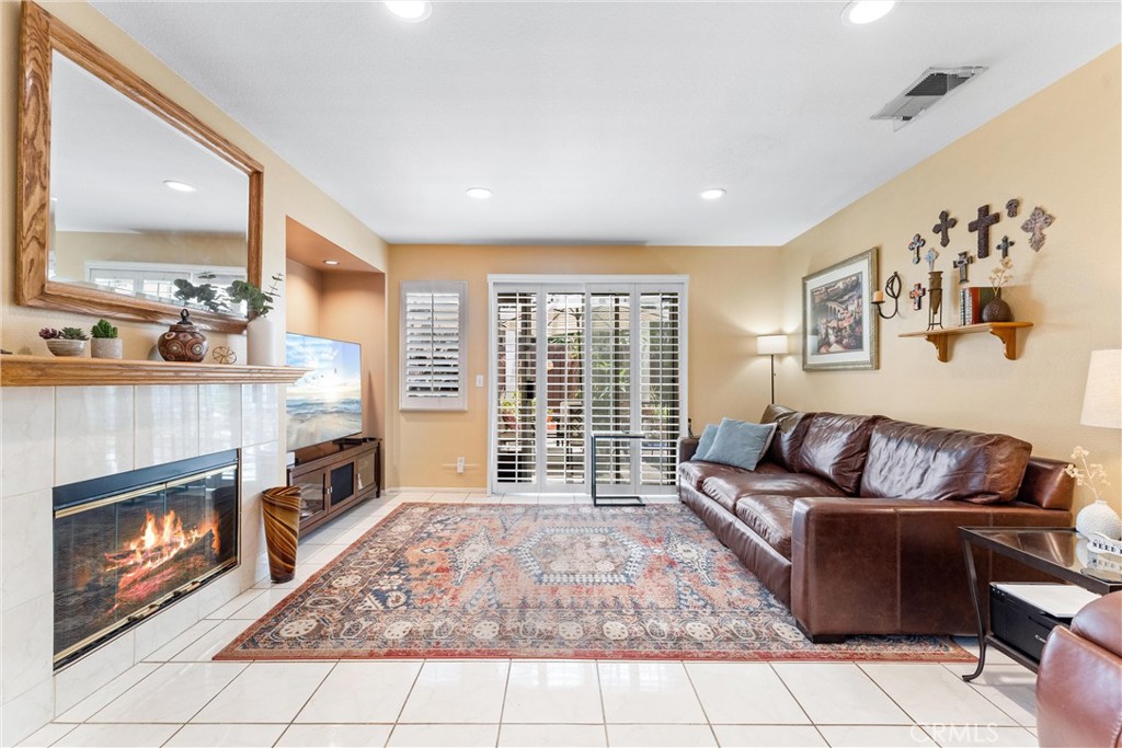 MLS #PW25275840 image #7