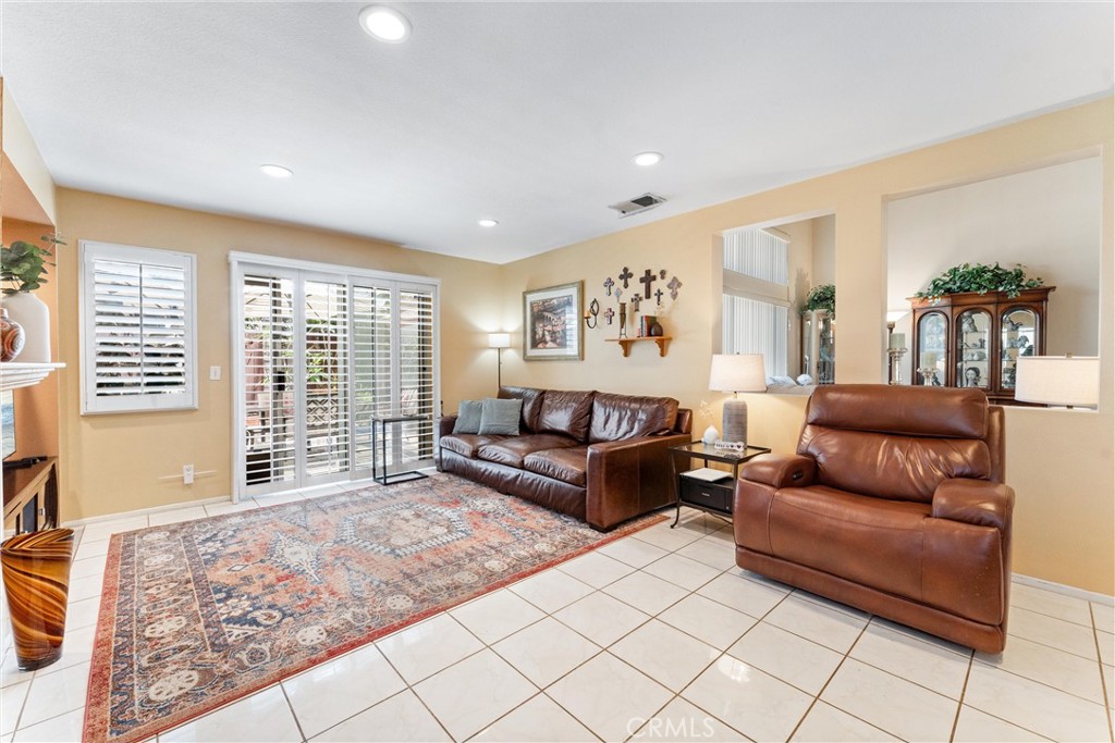 MLS #PW25275840 image #9