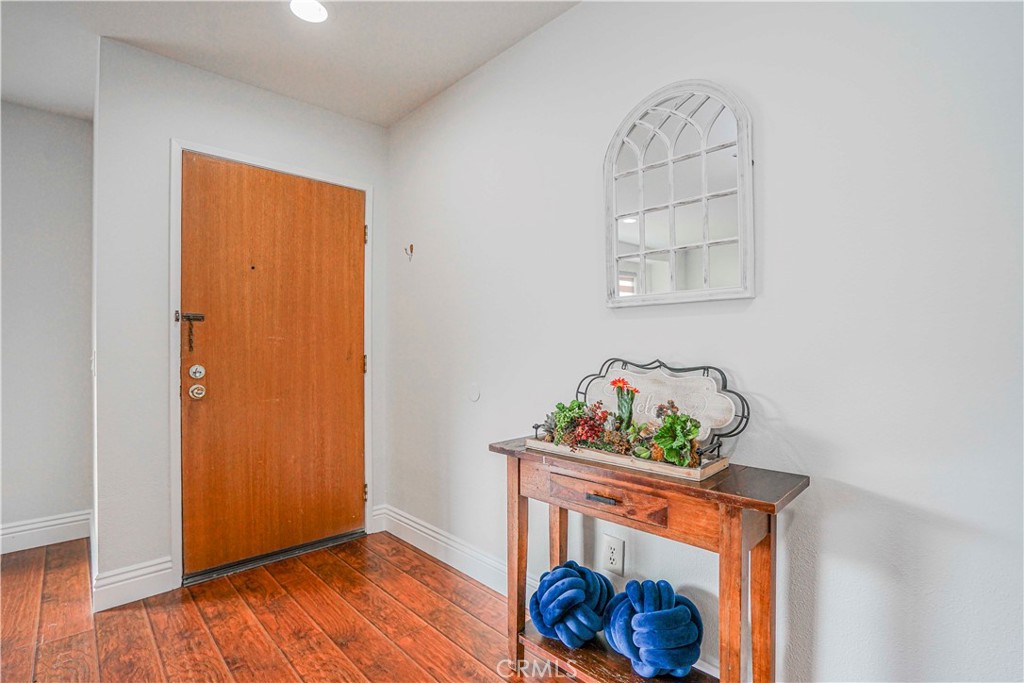 MLS #PW25275958 image #2