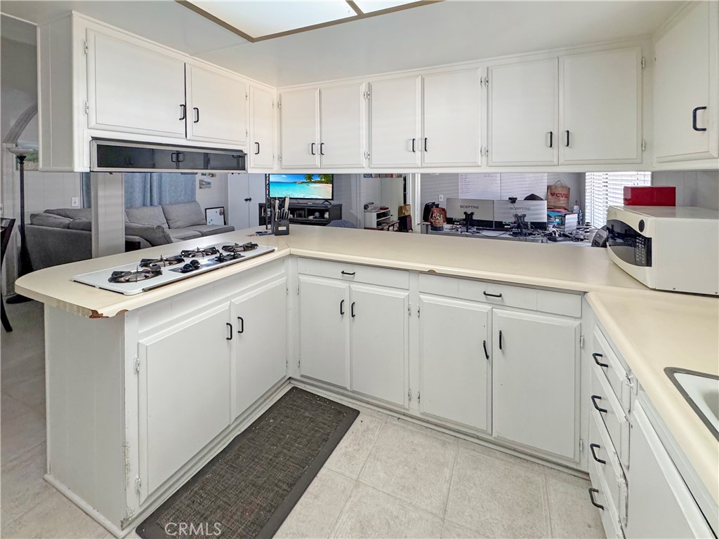 MLS #PW25275977 image #10