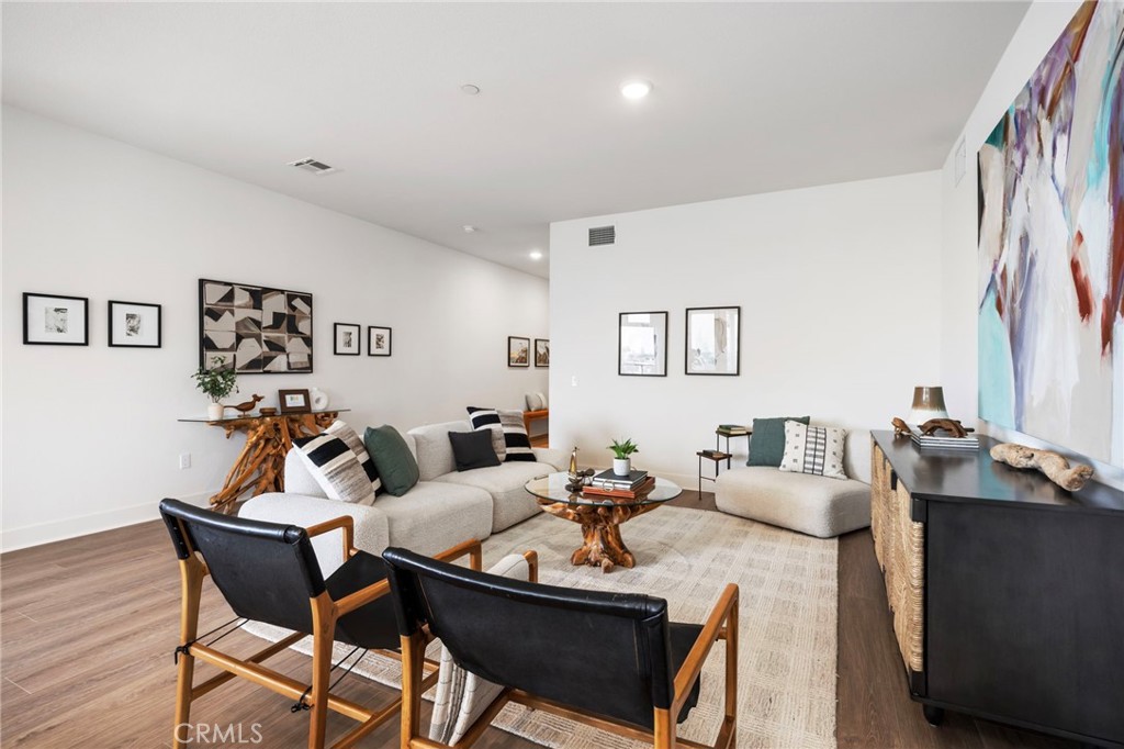 MLS #PW25276013 image #4