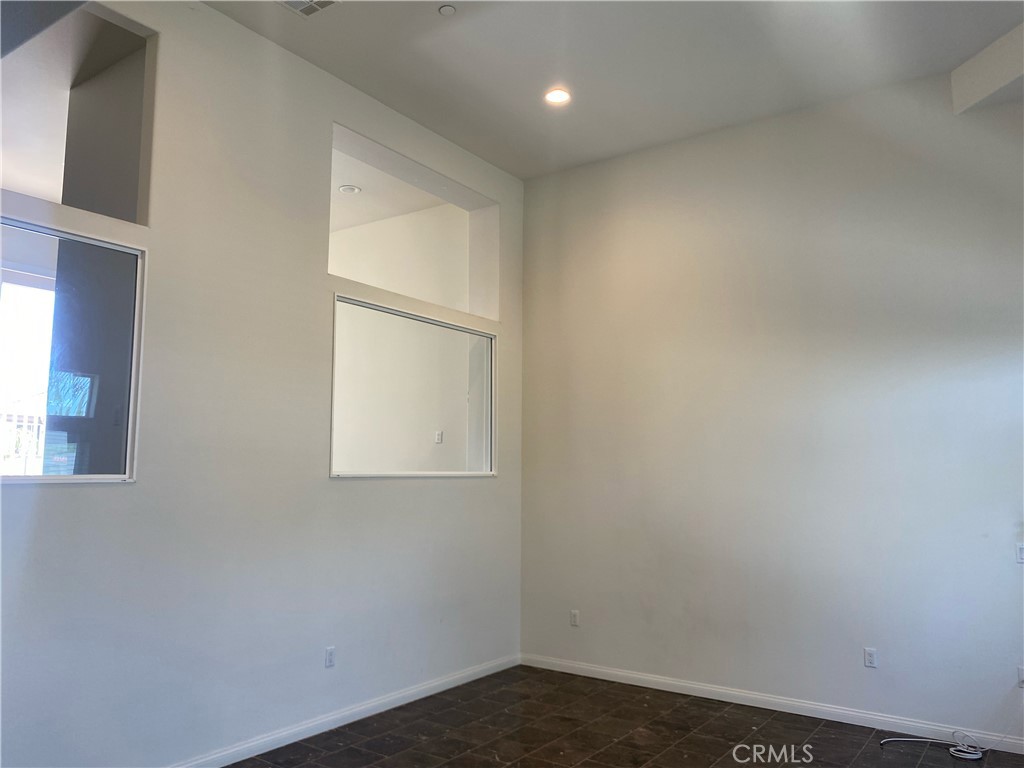 MLS #PW25276086 image #12