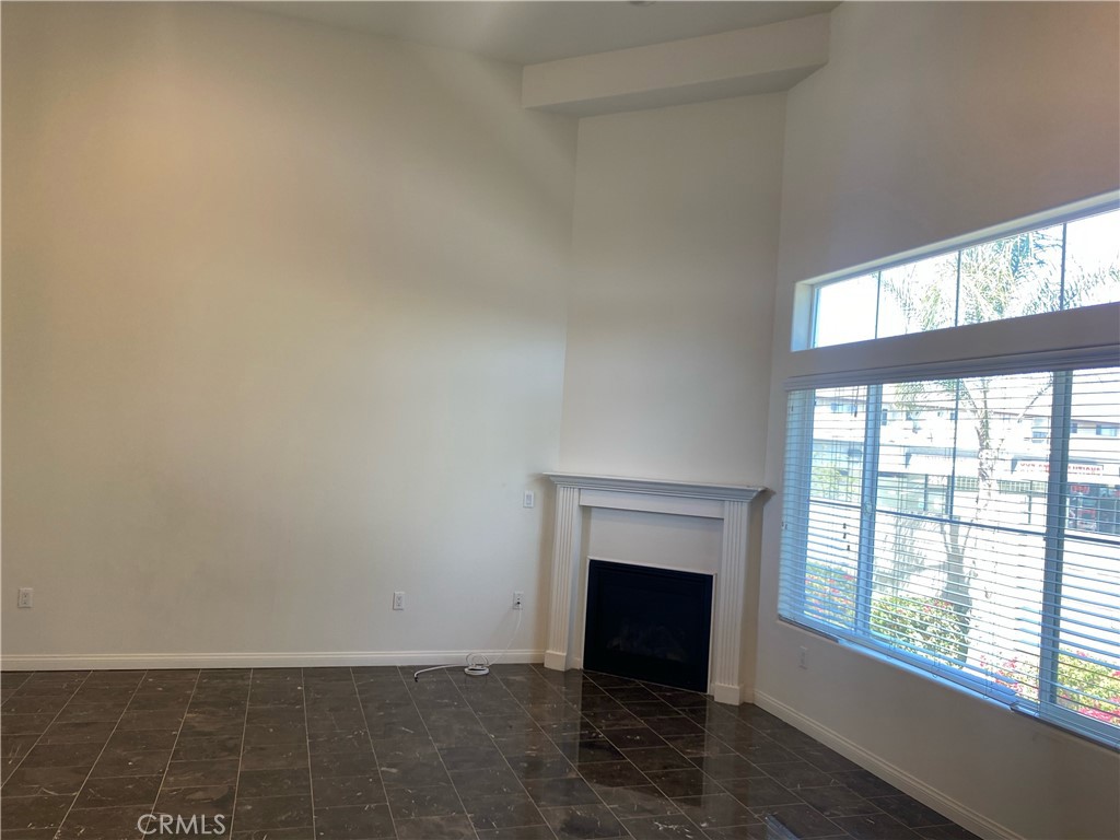 MLS #PW25276086 image #3