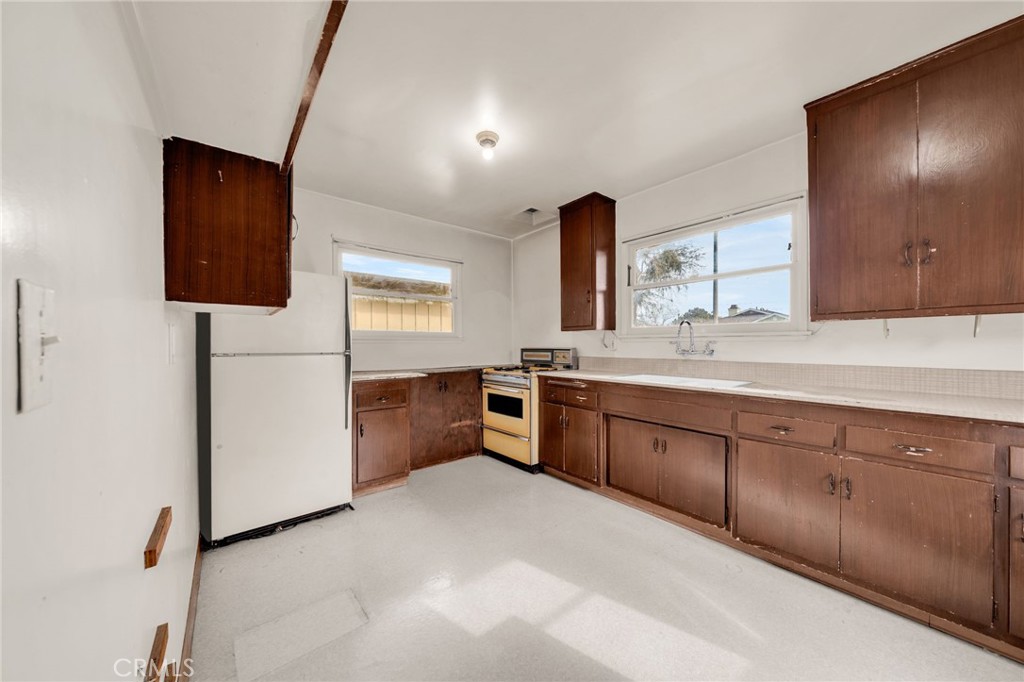 MLS #PW25276262 image #5