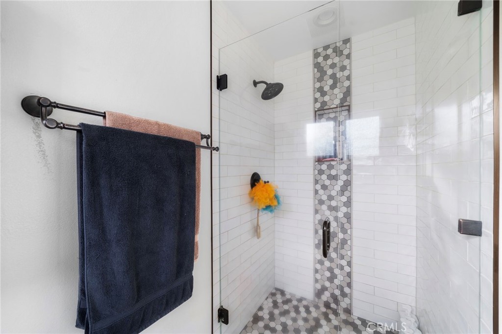 MLS #PW25276375 image #16