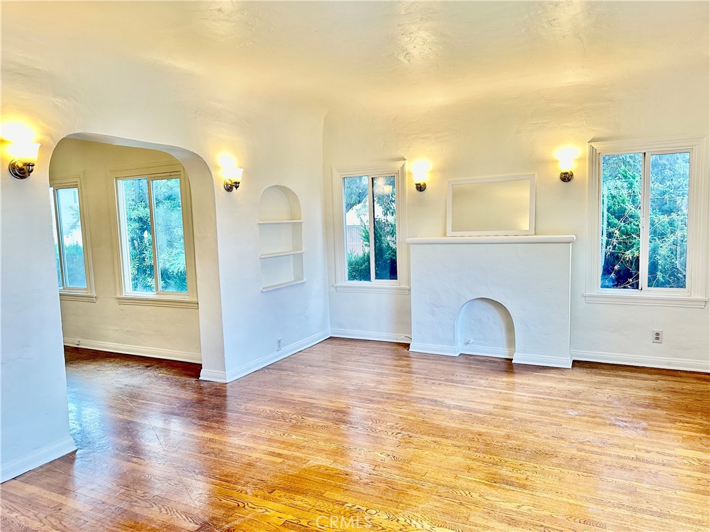 MLS #PW25276786 image #1