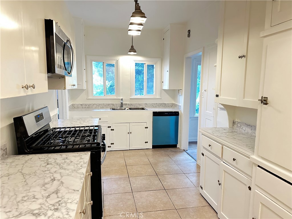 MLS #PW25276786 image #3