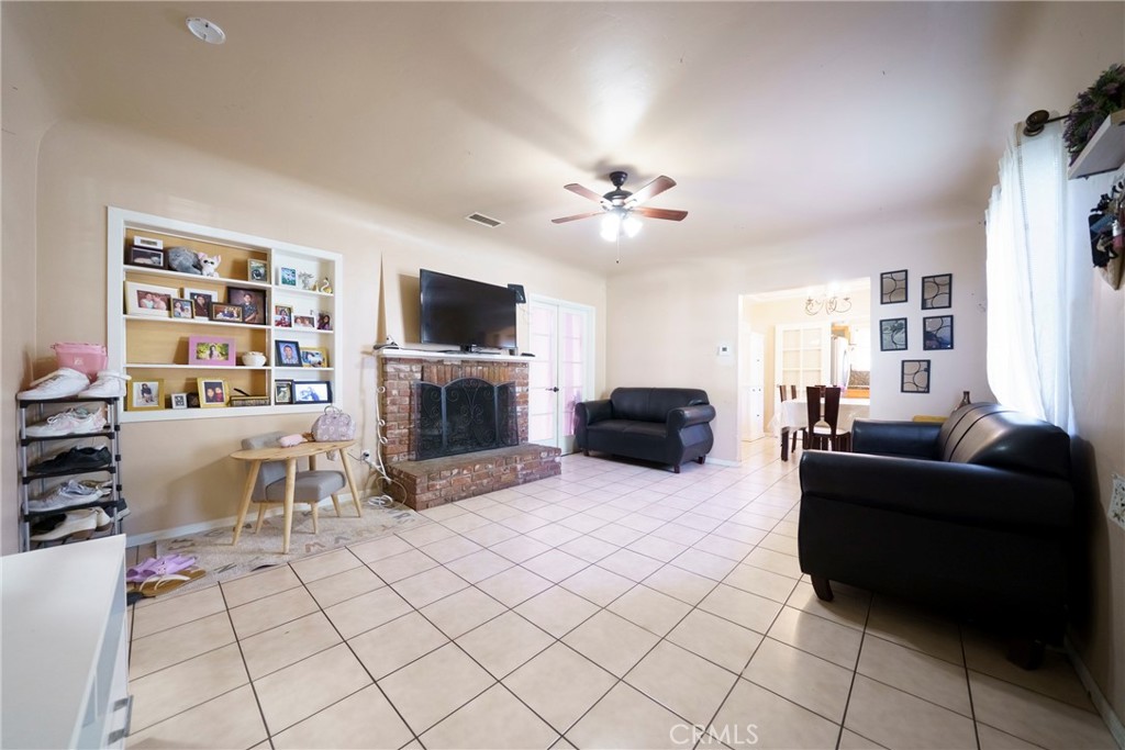 MLS #PW25277090 image #2