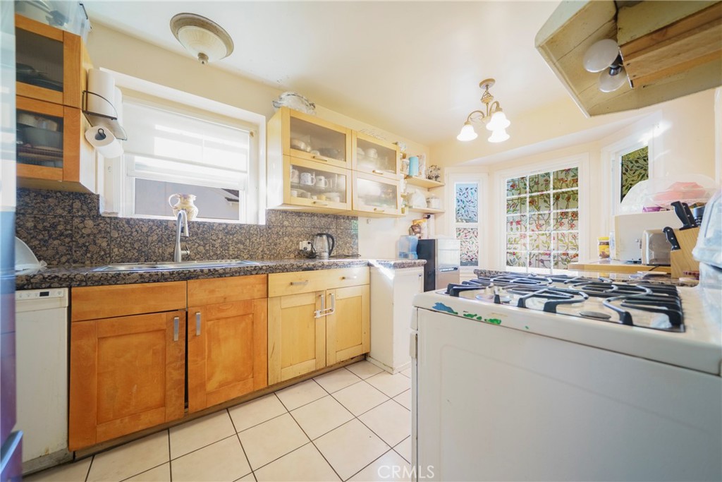 MLS #PW25277090 image #4