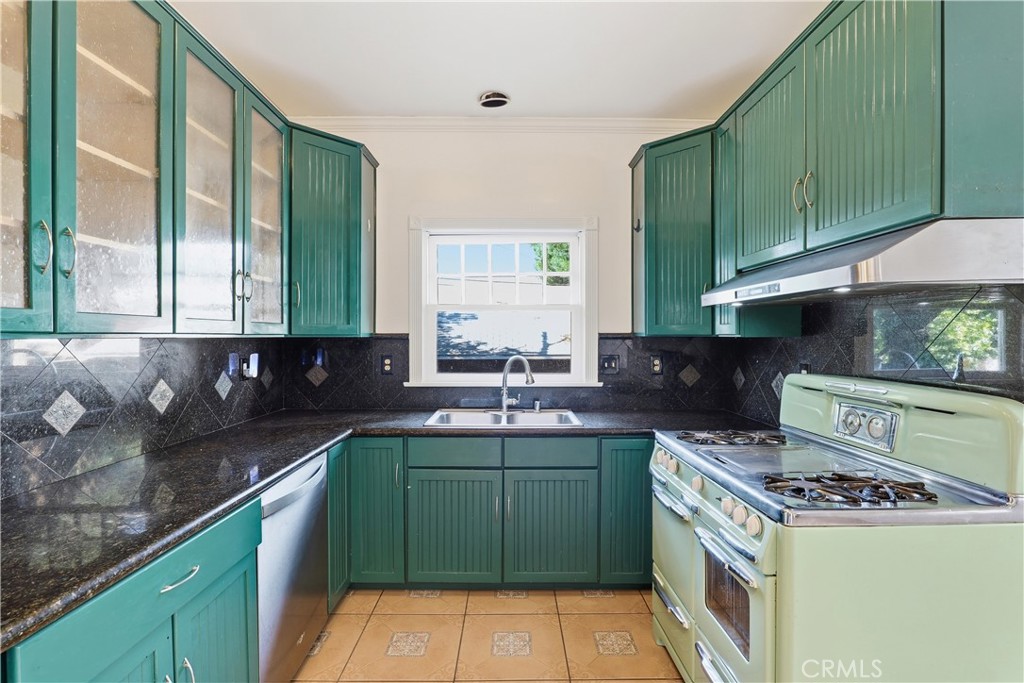 MLS #PW25277092 image #27