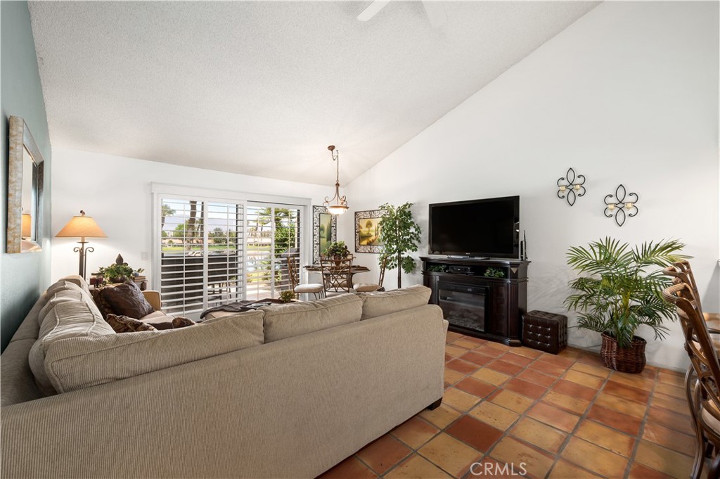 MLS #PW25277583 image #9