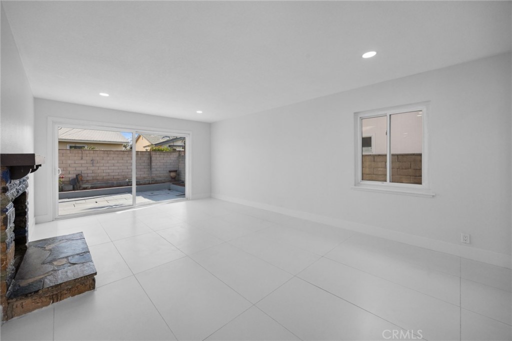 MLS #PW25277665 image #4