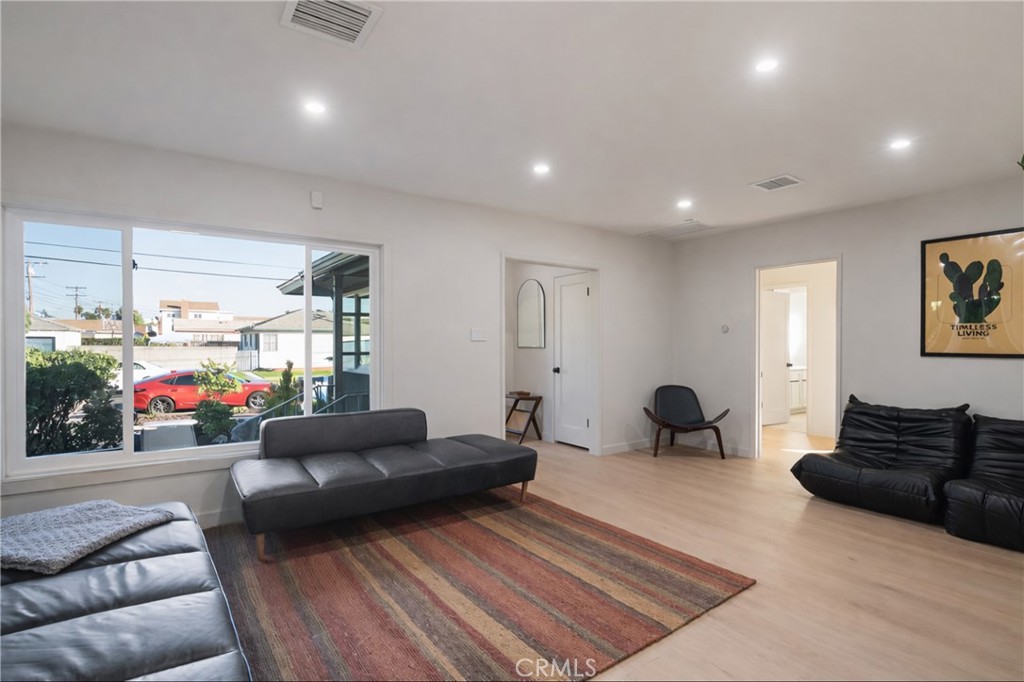 MLS #PW25277823 image #4