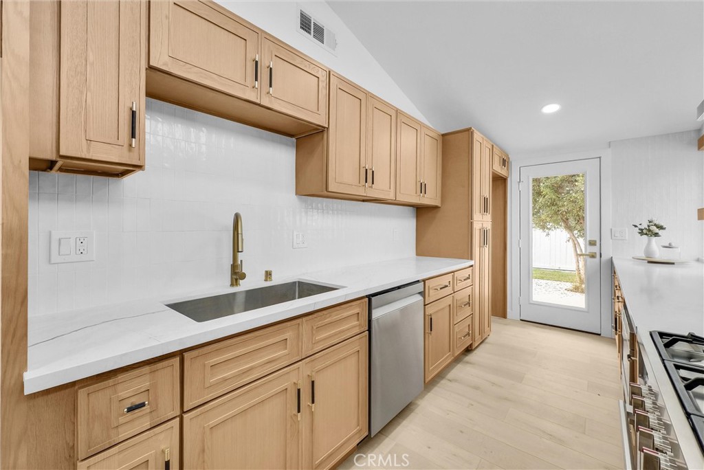 MLS #PW25277835 image #7