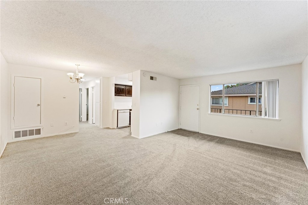 MLS #PW25278117 image #0