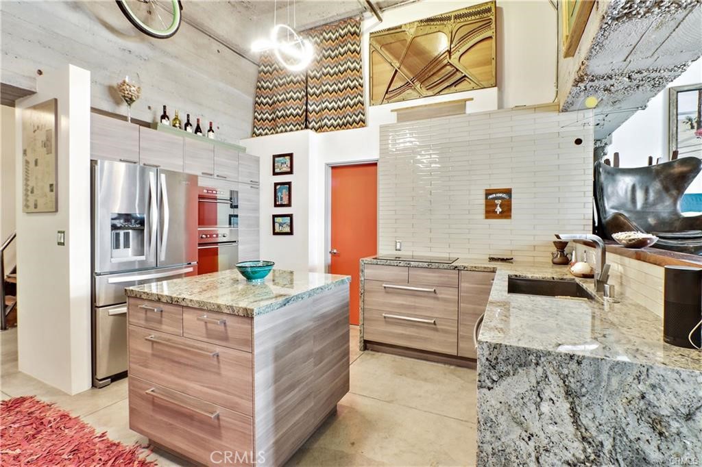 MLS #PW25278680 image #1